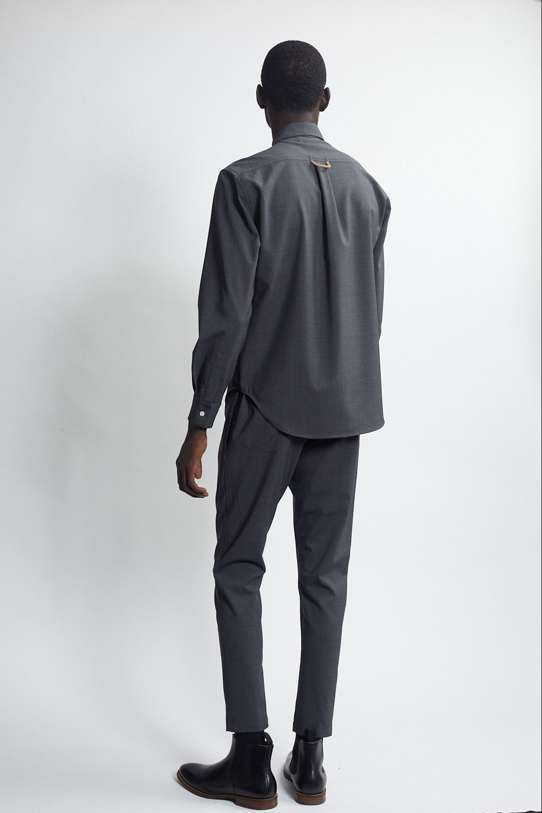 classic drawstring trouser - carbon