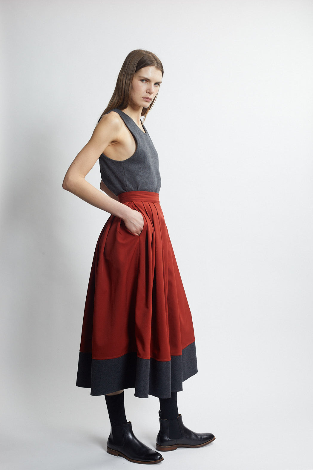 pleated full skirt - rust
